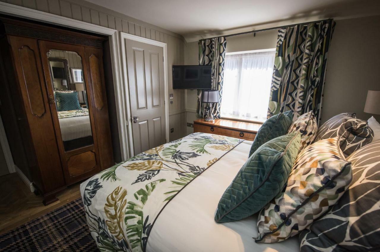 The Marquis Of Granby Hotel Alkham Екстериор снимка